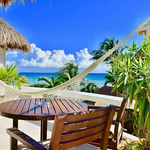 Playa Palms Mexico